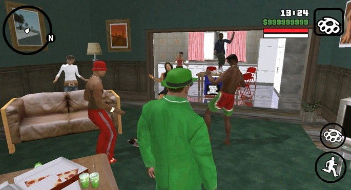 CJ usando uma roupa verde numa festa na própria casa com outras pessoas.