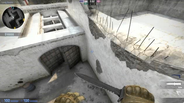 CS:GO comando para voar e passar paredes